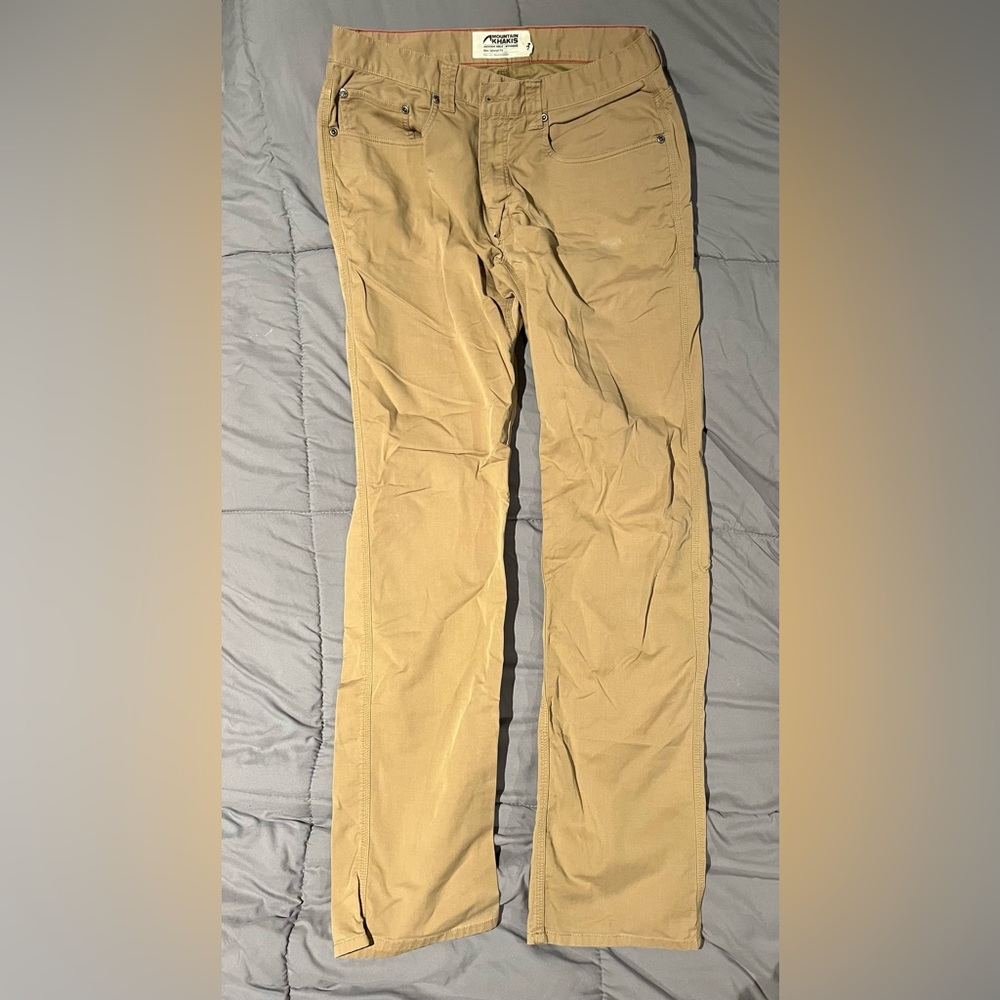 Mountain khaki’s